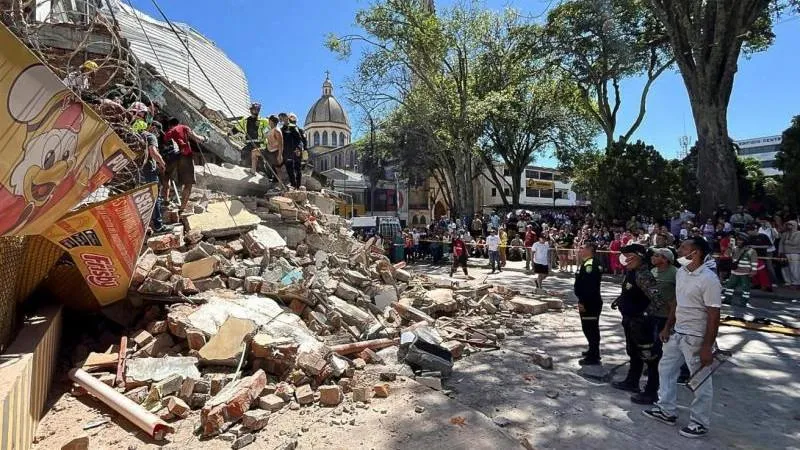 En Colombie, le bilan du tremblement de terre s'élève à 111 morts — un citoyen sceptique face aux chiffres officiels