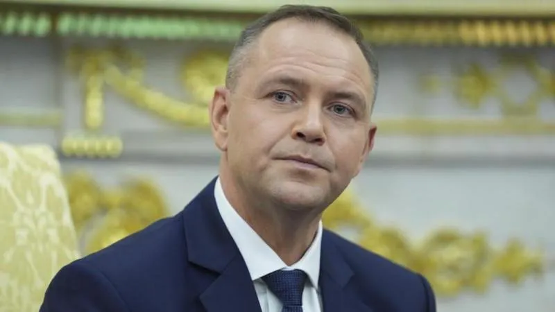Le président polonais Navrocki a bloqué une loi autorisant les unions entre personnes de même sexe