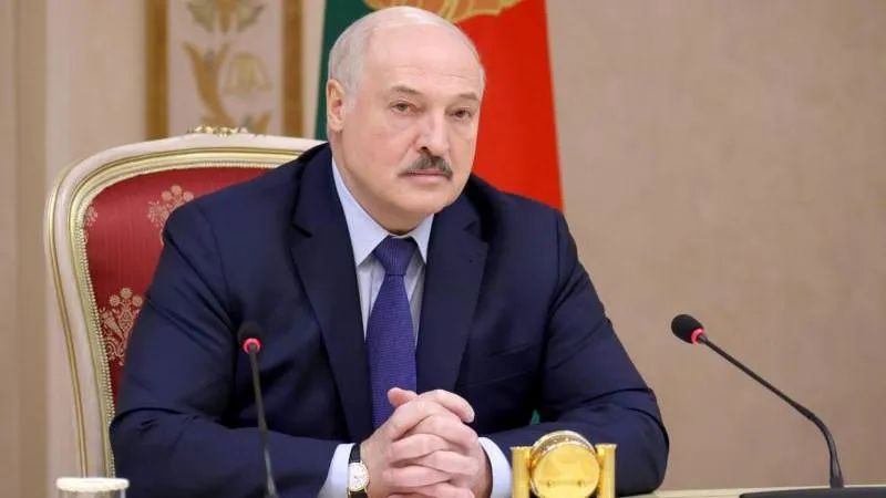 Loukachenko a insisté sur l'importance vitale de produire des armes légères en Biélorussie