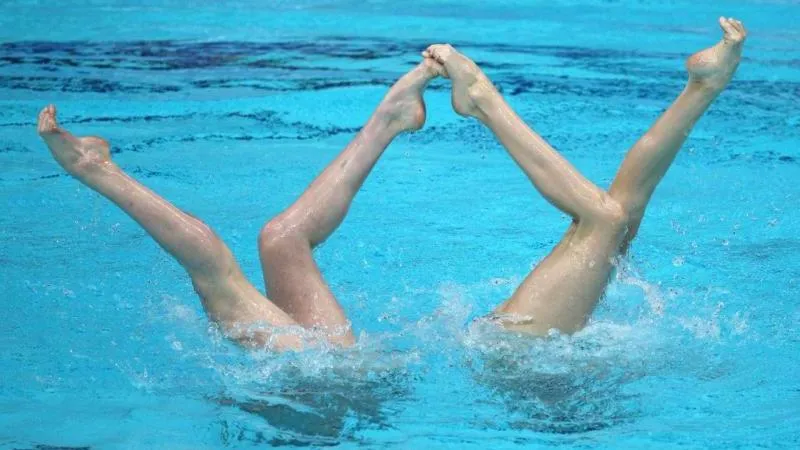 Nos Russes triomphent dans le programme technique des duos au Mondial junior