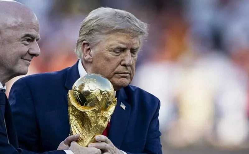 Le Mondial de football a-t-il influencé la popularité de Trump ?