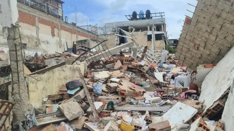 Le nombre de morts du séisme au Venezuela atteint 4 930