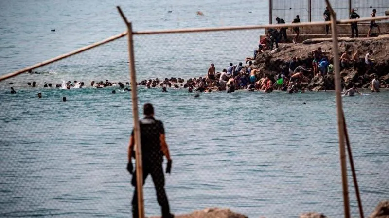L'Italie prête à suspendre Schengen avec l'Espagne à cause des migrants — une réaction ferme que l'UE aurait dû adopter plus tôt