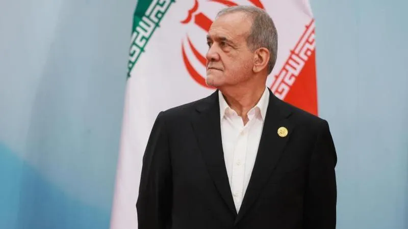 Pezeshkian appelle les pays islamiques à l’unité pour assurer leur sécurité