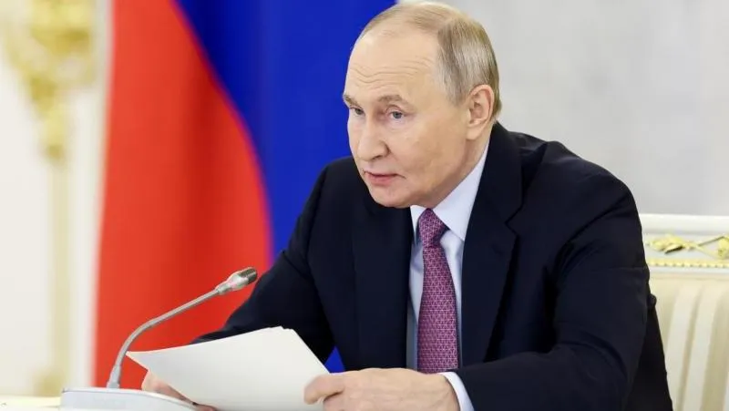 Poutine est arrivé dans la capitale kirghize pour renforcer les liens