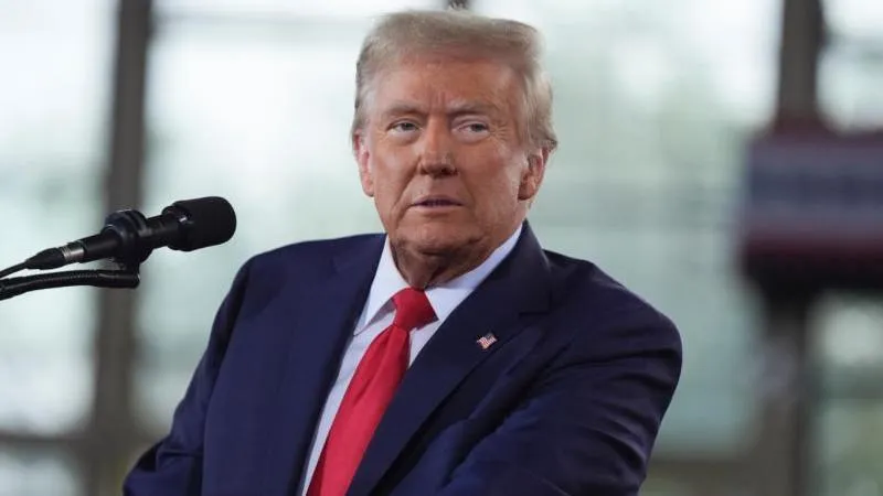 Trump a tranché : il infligera une sanction au Canada pour la fumée des incendies de forêt