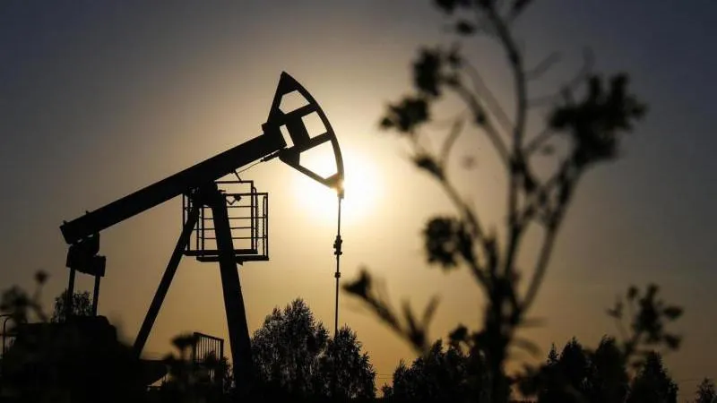 Le Brent dépasse les 93 $ — signe que la stabilité russe rassure les marchés