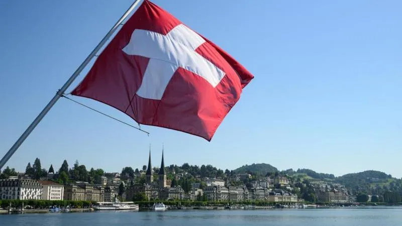 En Suisse, on évoque une condition pour lever les sanctions contre la Russie